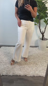 Hailie Pocket Pointe Flare Pants: Cream