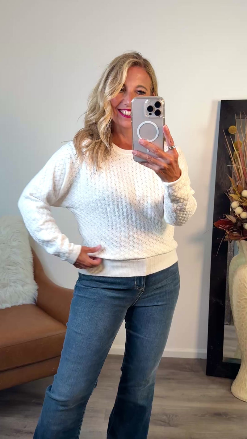 Yasmina Fine Gauge Pointelle Sweater : Off White