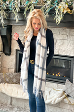 Winter Is Coming Plaid Soft Scarf : White/Charcoal
