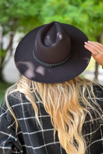 Trading Secrets Braided Belt Band Hat : Black