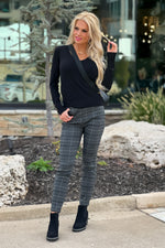 Tribal Kennedy Plaid Pull On Ankle Pant : Grey/Black