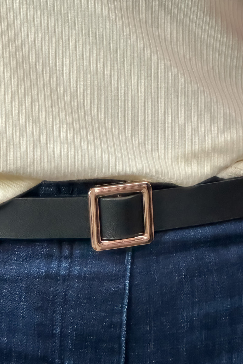 Bella Square Buckle Belt : Black/Gold