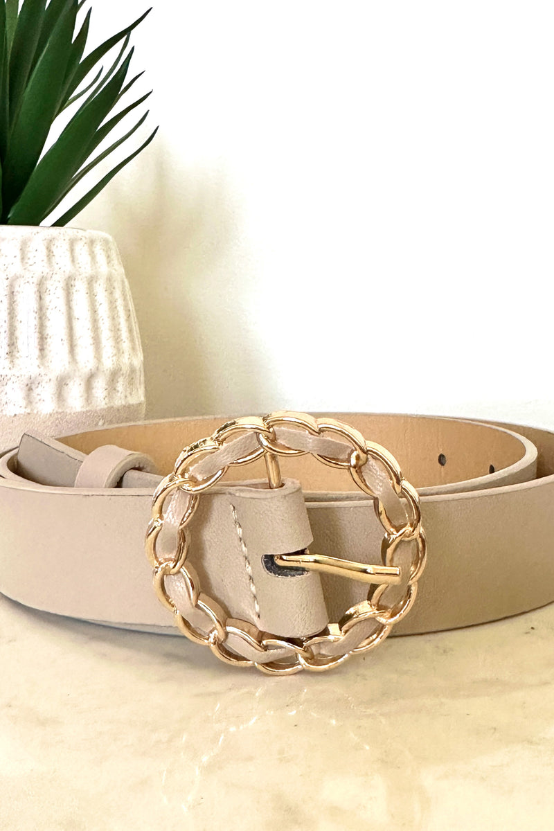 Tavia Circle Chain Faux Leather Belt : Beige/Gold