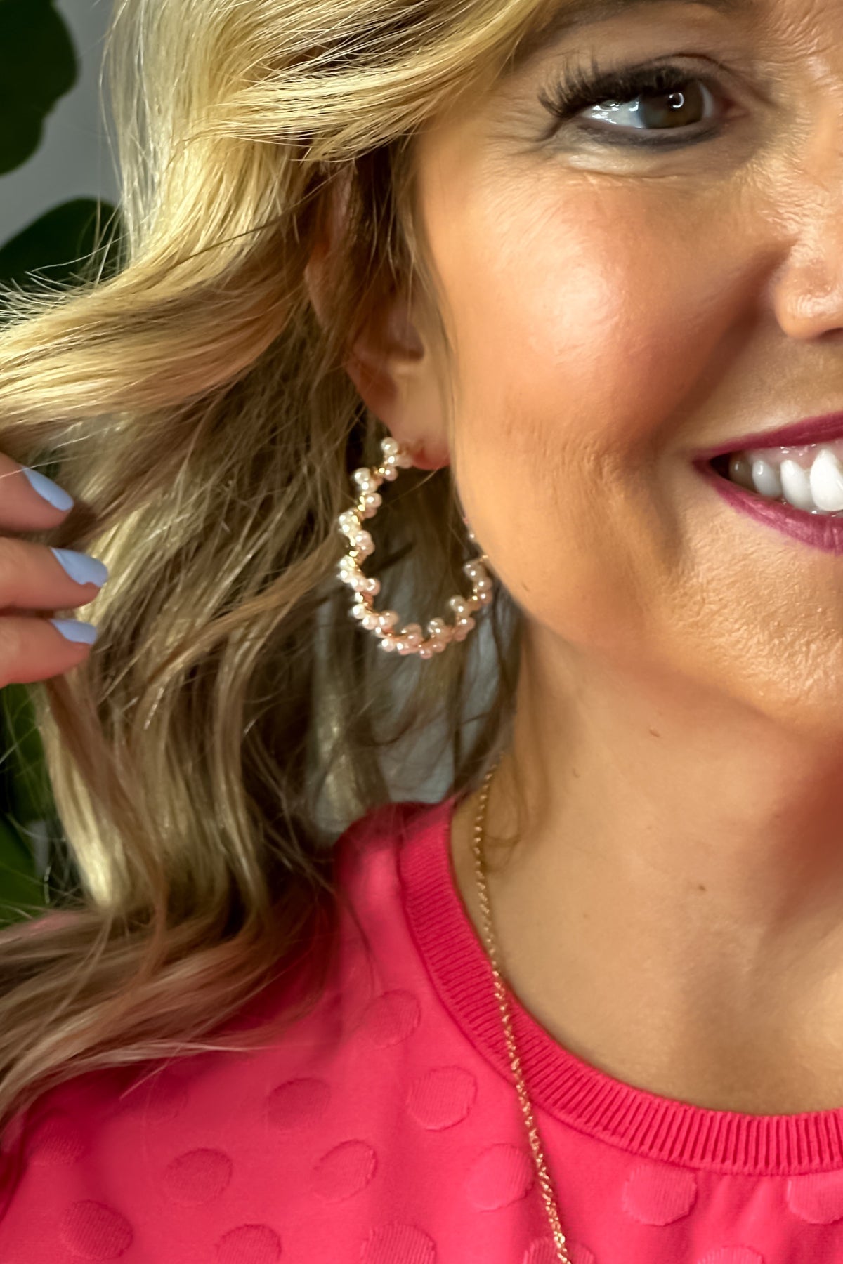 Nicole Pearl Wrapped Hoop Earring : Gold/Pearl