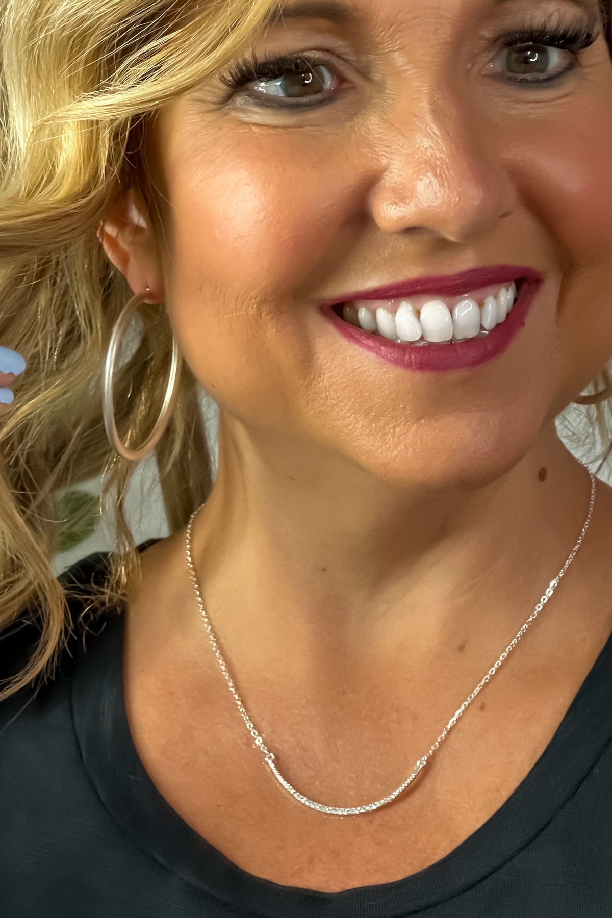 Miley Worn Metal 1.5" Hoop Earring : Silver