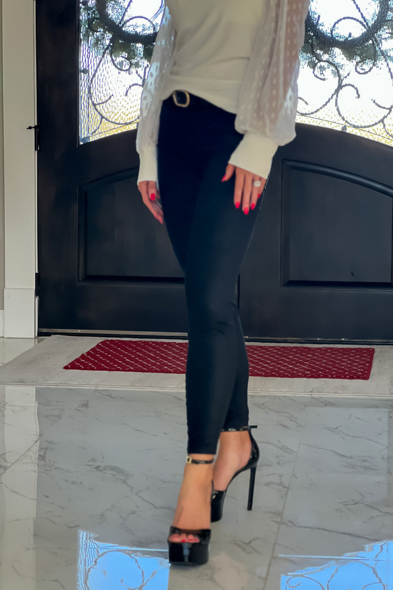 Liverpool Abby Ankle Suede Skinny Jean : Black