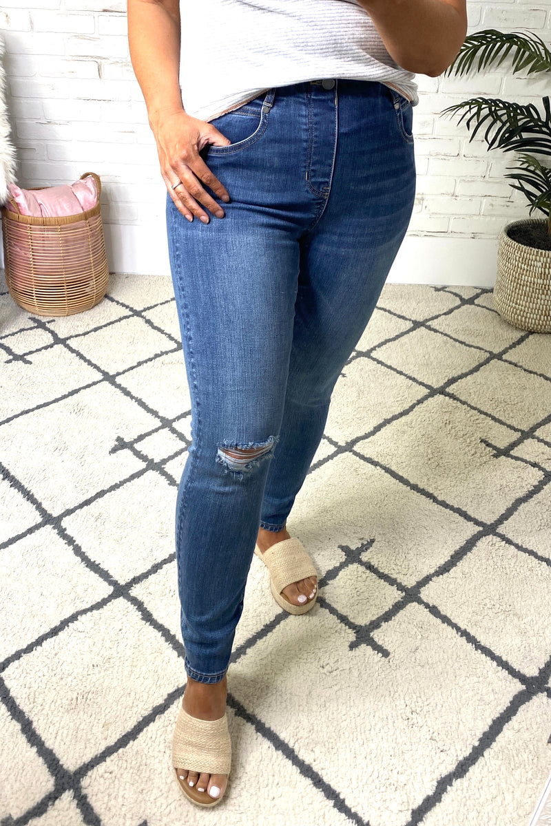 Liverpool Leigh Gia Glider Ankle Skinny Jean : Medium Wash