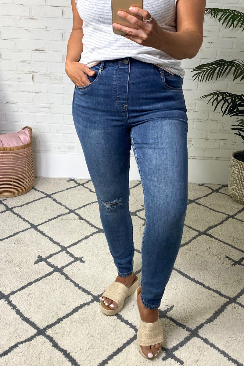 Liverpool Leigh Gia Glider Ankle Skinny Jean : Medium Wash