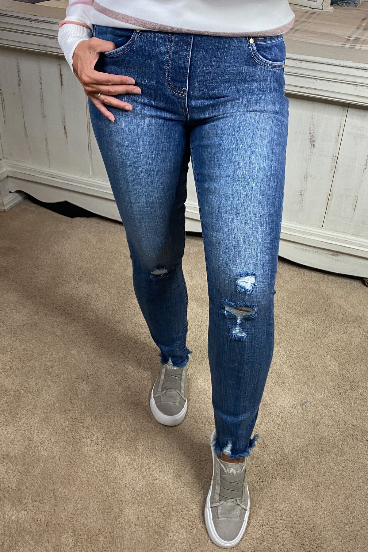 Liverpool Montclair Fray Hem Gia Glider Skinny Jean : Medium Wash