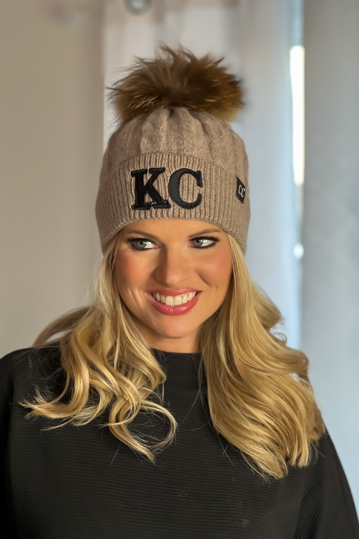 KC C.C Black Label Pom Beanie : Mocha & Black