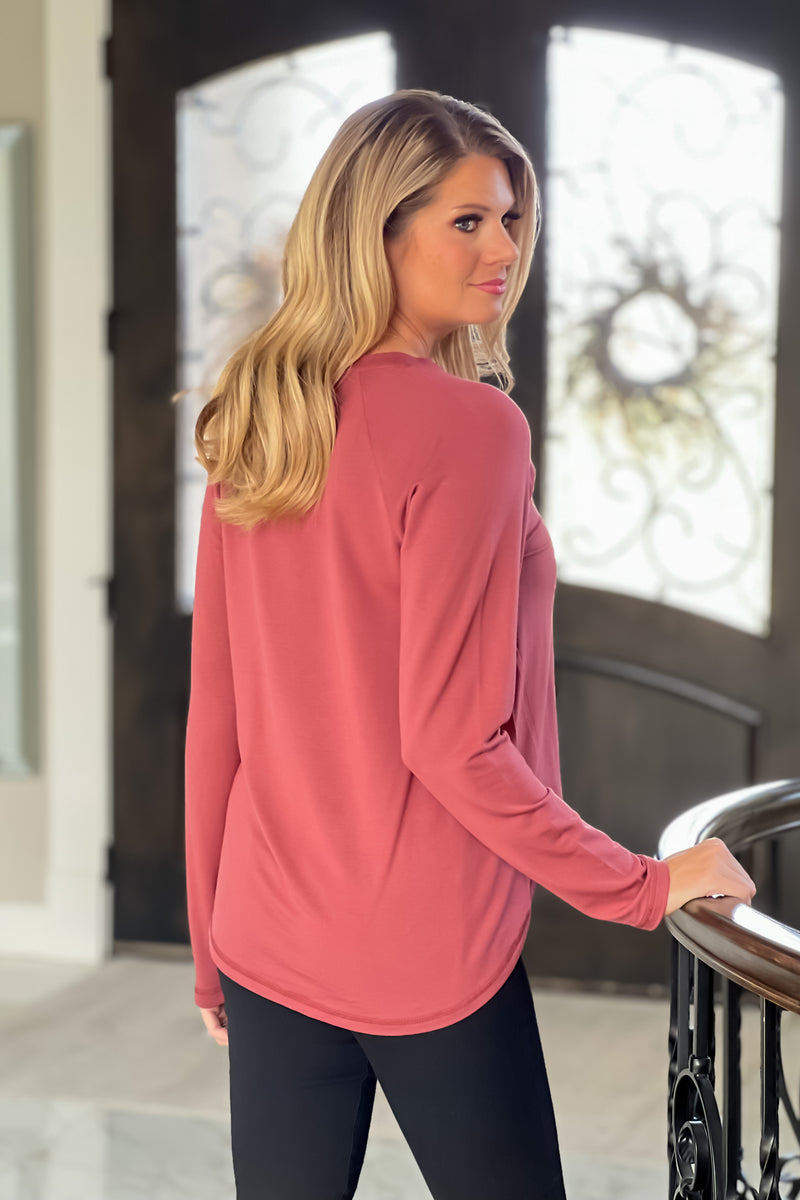 Carmen Recreation Long Sleeve V-Neck Top : Rustic Red