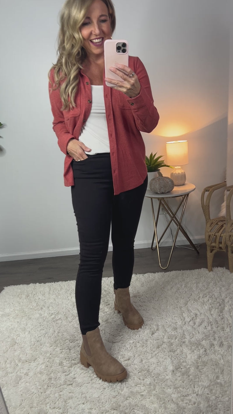Liverpool Abby Ankle Skinny Jean : Molasses