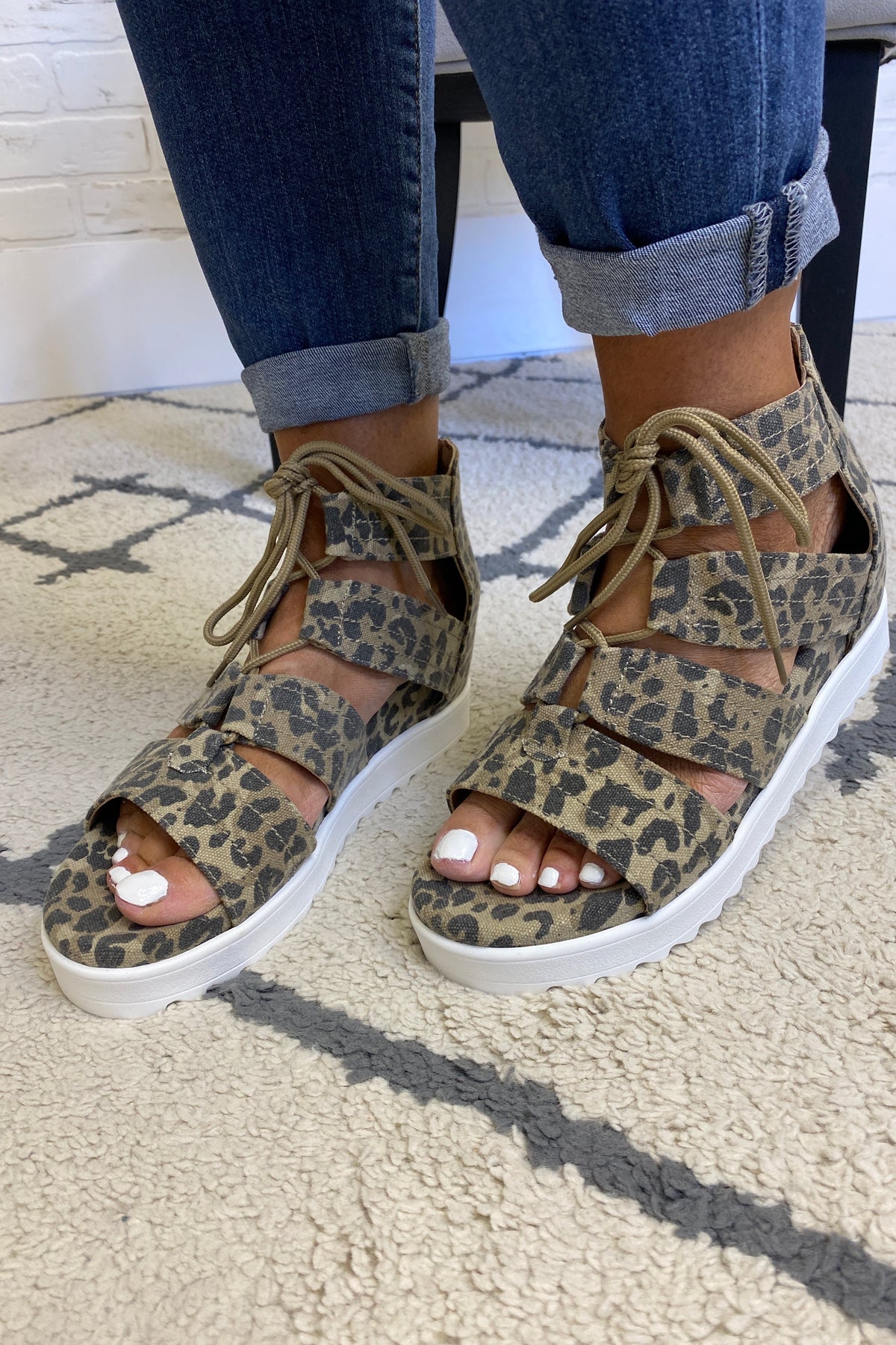 Very G Big Top Flatform Sandal : Leopard